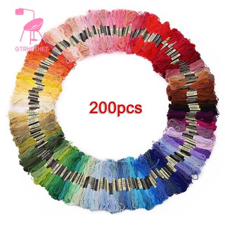 Hộp 200 cuộn chỉ thêu nhiều màu tiện dụng