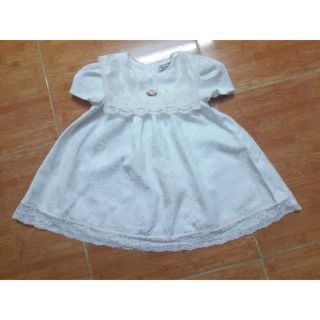 Đầm trắng công chúa