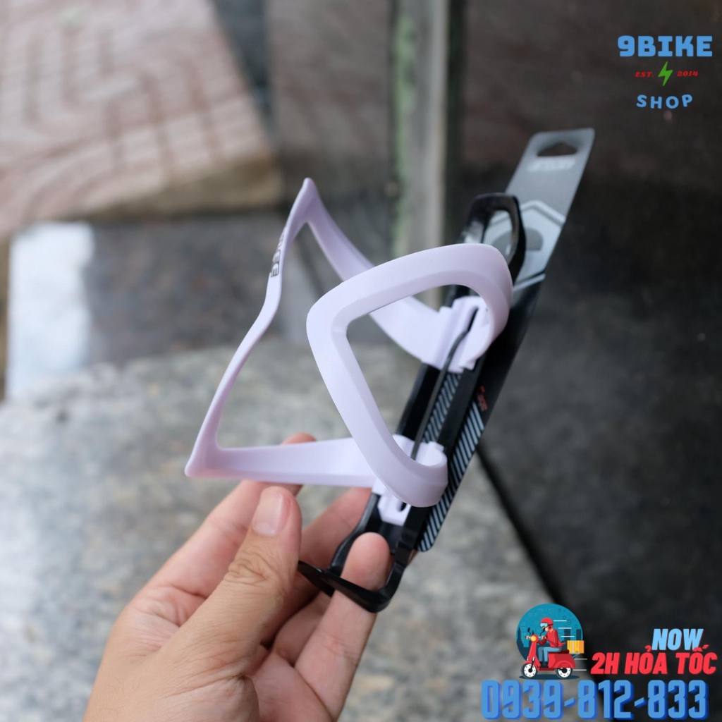 Gọng nước xe đạp nhựa enlee mẫu R-60