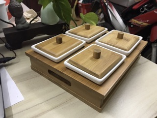 Khay mứt Tết 4 ngăn nắp gỗ
