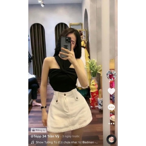 Áo xoắn ngực hở vai