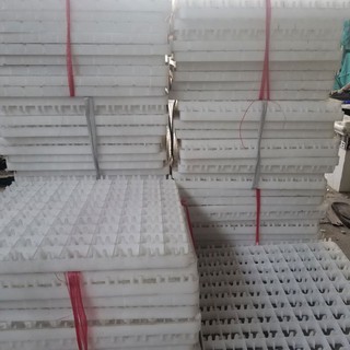 Khay ấp trứng gà vịt 100 trứng (2 khay)