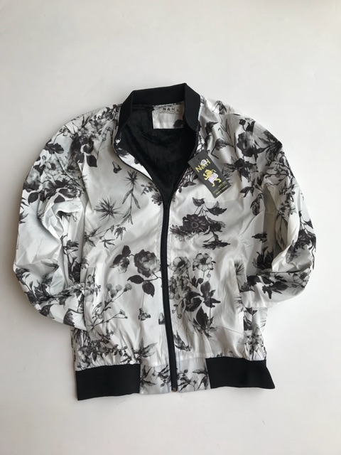 Áo khoác Bomber thời trang bền, đẹp