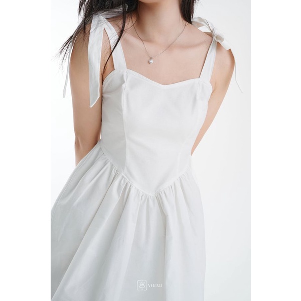 Váy trắng buộc dây chiết eo xinh xắn Harriet 100% cotton Peony