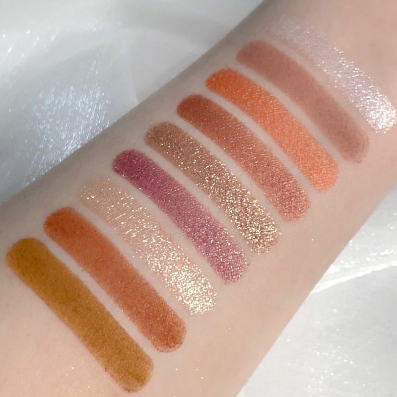 Mẫu mắt 18 ô bingbing nhũ mix lì đáng yêu trẻ trung | BigBuy360 - bigbuy360.vn