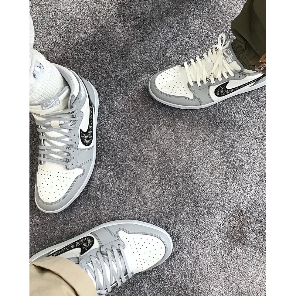 (Tặng móc khoá) Giầy Jordan 1 cao cổ trắng xám cao cấp fullbox | BigBuy360 - bigbuy360.vn