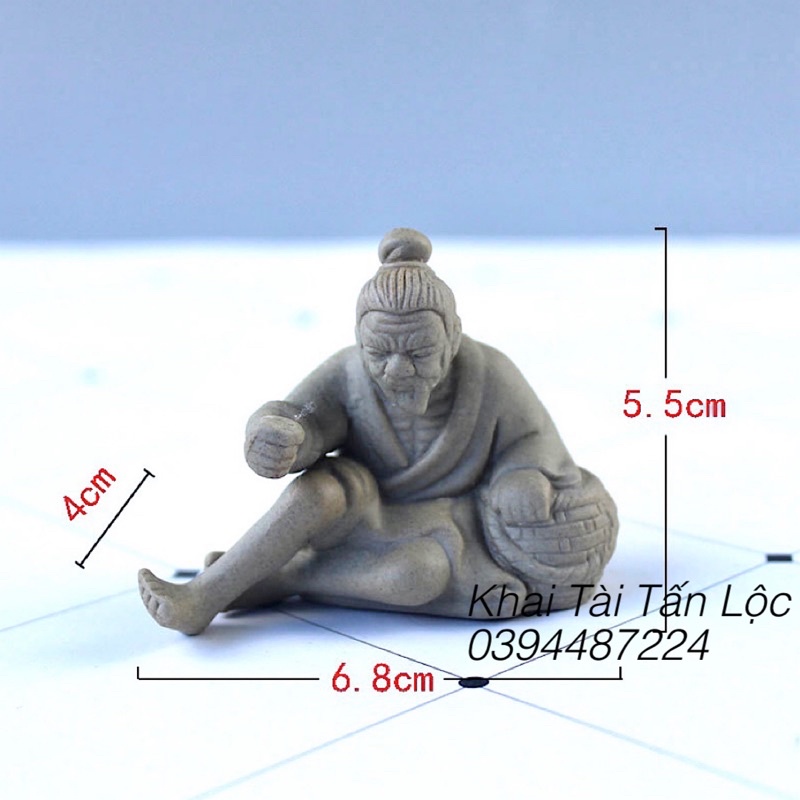 Chậu cây , hồ cá và ông lão câu cá tí hon để bàn trang trí