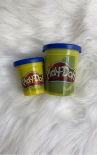 Hộp đất nặn Playdoh cỡ trung