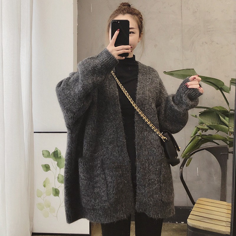 (HÀNG SẴN) Áo khoác cardigan len dày dặn không khuy cổ V form rộng dài vừa hai túi style retro Hàn Quốc sang trọng