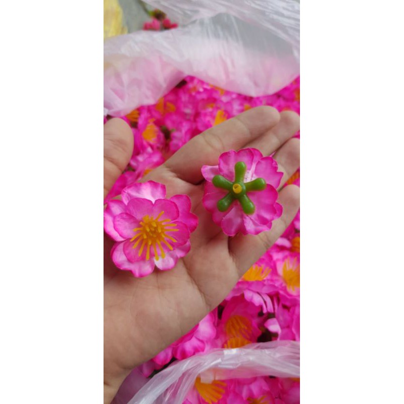 Hoa mai, hoa đào rời trang trí Tết