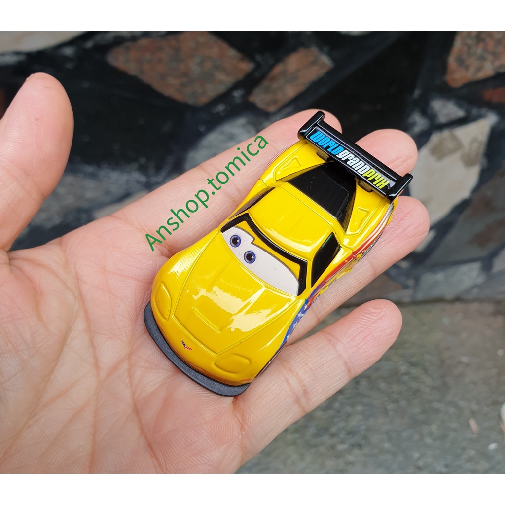 Mô hình xe Mcqueen màu vàng tomica Nhật Bản