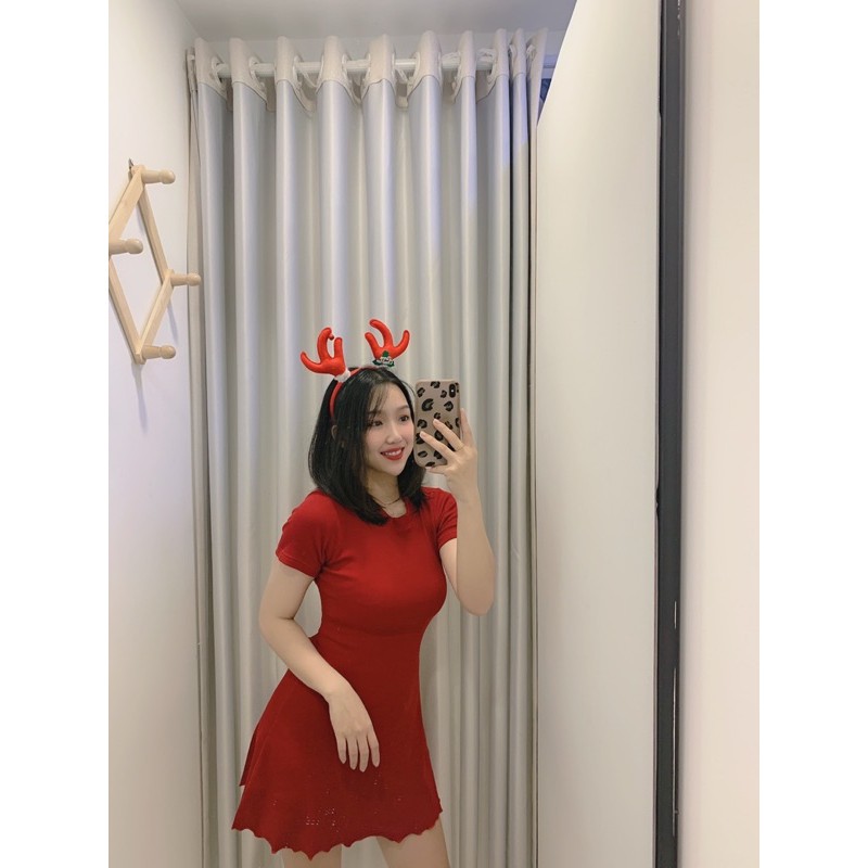 ĐẦM THUN ĐEN CỔ TRÒN 0812 | BigBuy360 - bigbuy360.vn