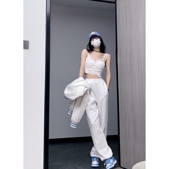 Áo Khoác Bomber Tiệm Vải Xinh  Set Áo Khoác Bomber Trắng Mix Quần Nỉ Ống Rộng AK004