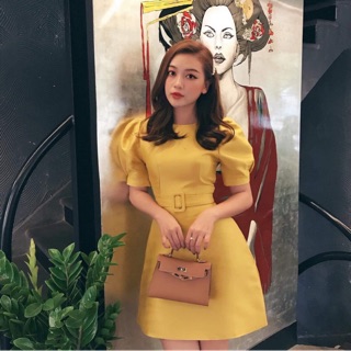 Váy thắt eo tay bồng