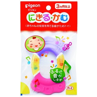 Ngậm nướu Pigeon R2 - Dành cho trẻ từ 3 tháng tuổi
