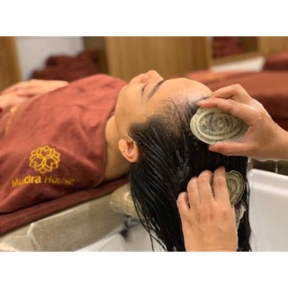 1 đôi lược gội đầu dưỡng sinh dành cho Spa (màu trắng)