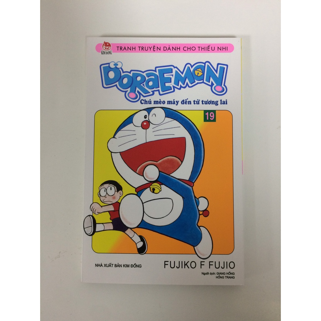 Sách - Doraemon Truyện ngắn - Tập 19