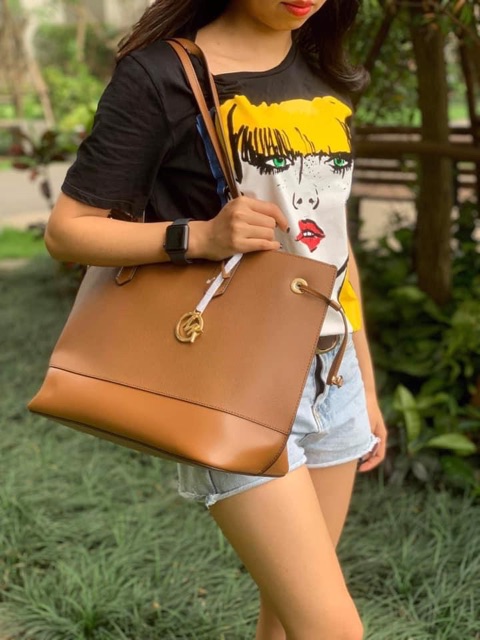 Túi michael kors chính hãng