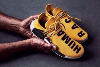 Human race vàng