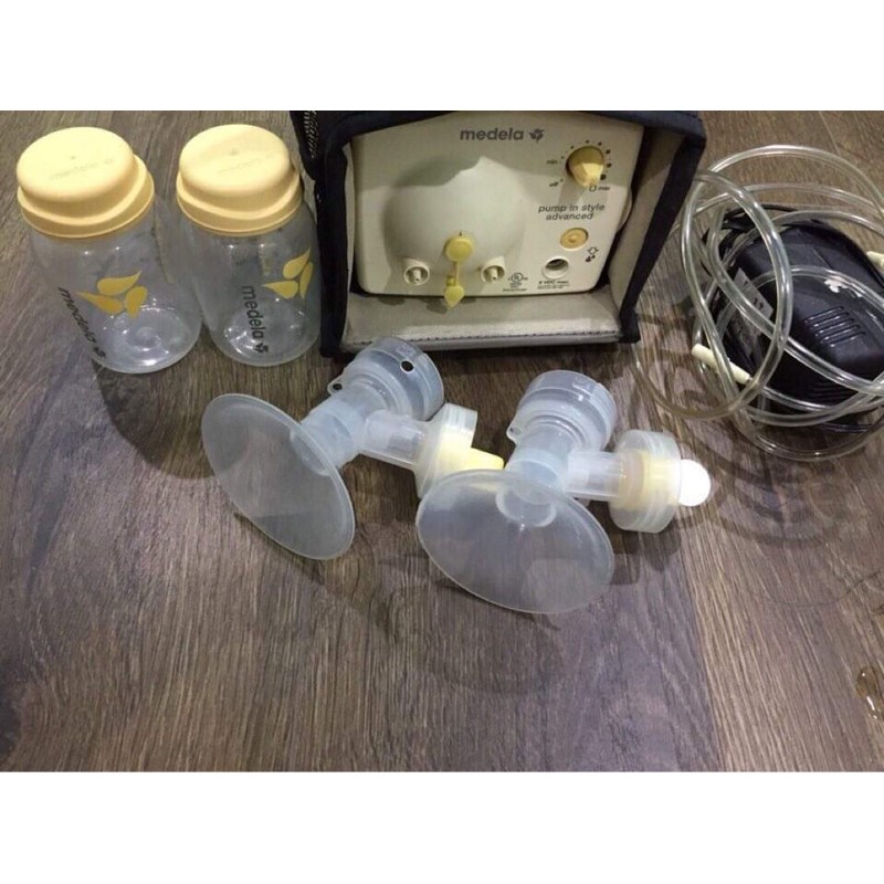 Máy hút sữa Medela Pump có bảo hành