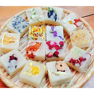 Trà hoa đường phèn mật ong Mộc Shop gồm 16 vị các loại hoa giúp thanh nhiệt, mát gan, giải độc