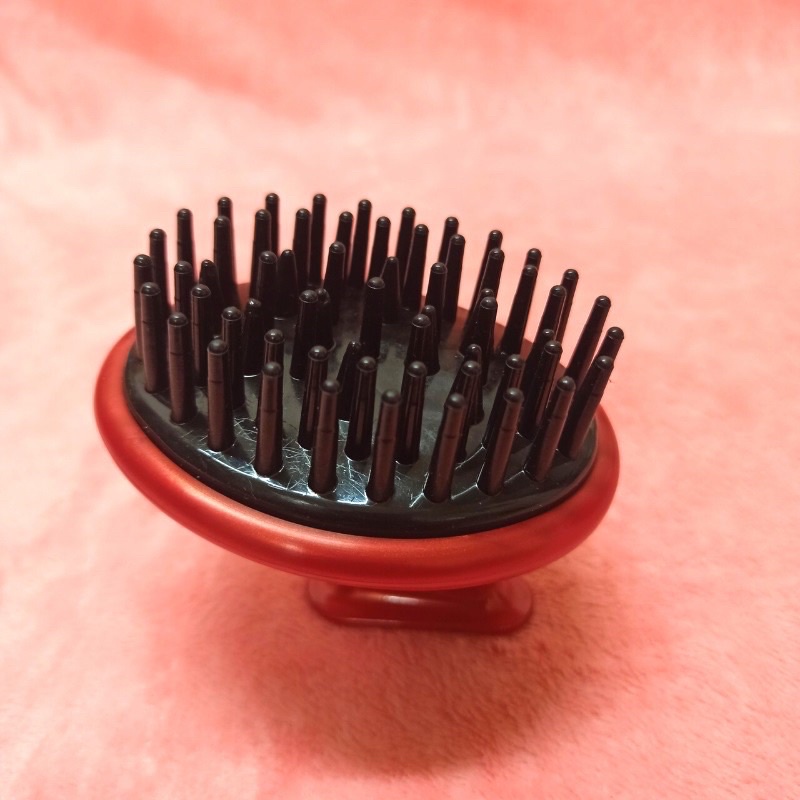 Lược gội đầu silicon massage Tsubaki nhật bản