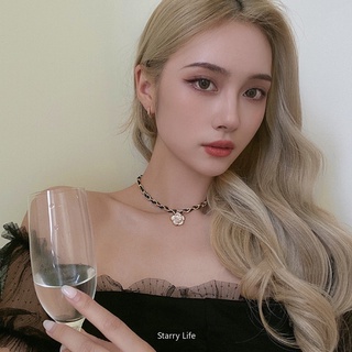 Vòng Cổ Choker Dây Da Mặt Hoa Trà