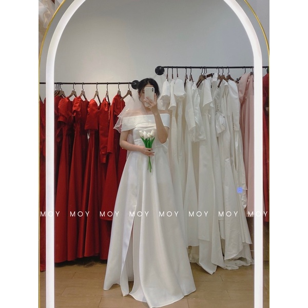 Váy cúp phi xòe xẻ bệt vai nơ đan lưng - Váy cưới thiết kế đơn giản-H316