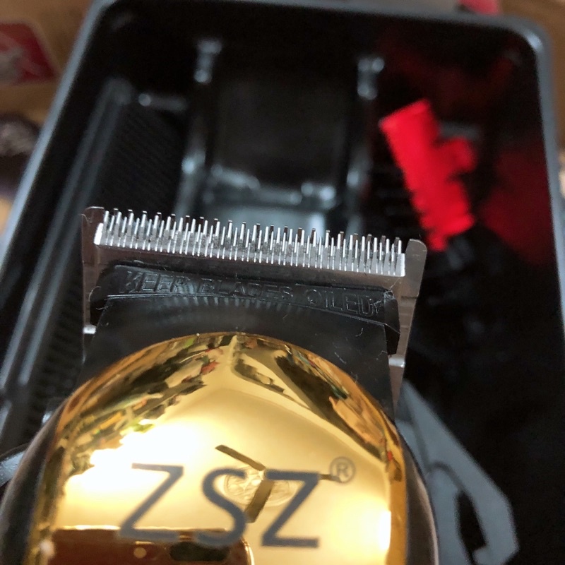 Tông Đơ Cắt Tóc  LADANA  - Đã Mài Chuốt Lưỡi-Hàng Mới Bảo Hành 12 Tháng