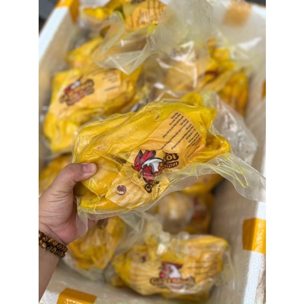 Gà Ủ Muối Nguyên Con- 1 Con 1,2- 1,3kg