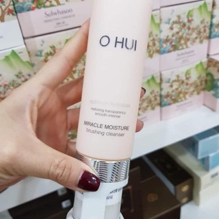 SỮA RỬA MẶT SIÊU THÍCH OHUI CÓ ĐẦU CỌ