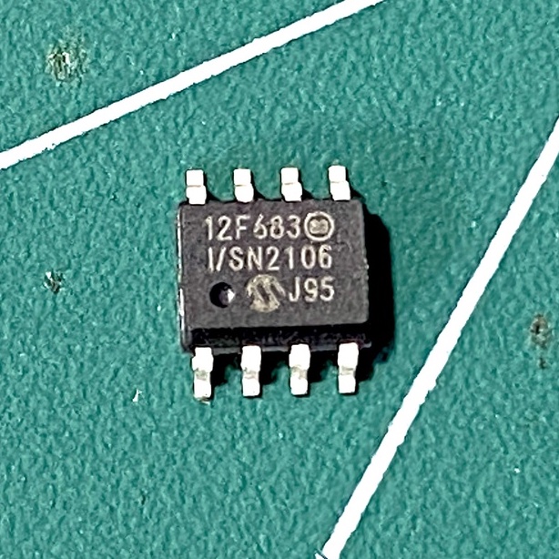 PIC 12F683 nhập khẩu chính hãng SOP-8