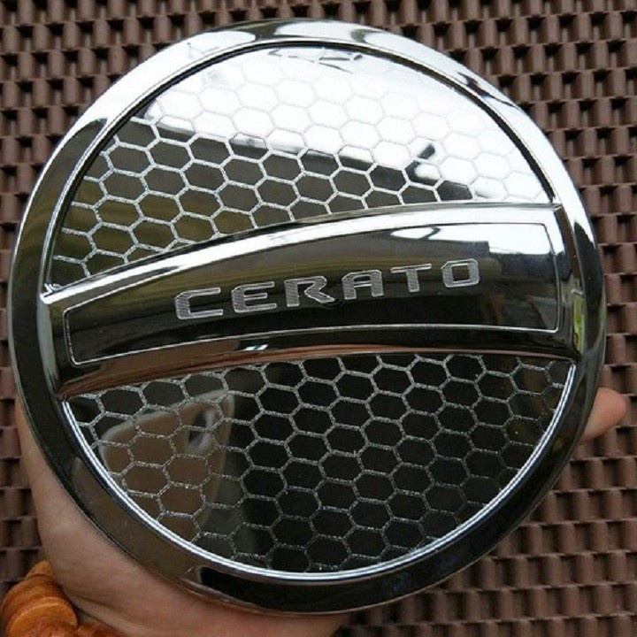 Ốp nắp bình xăng xe Kia Cerato 2016-2018 mạ crom cao cấp