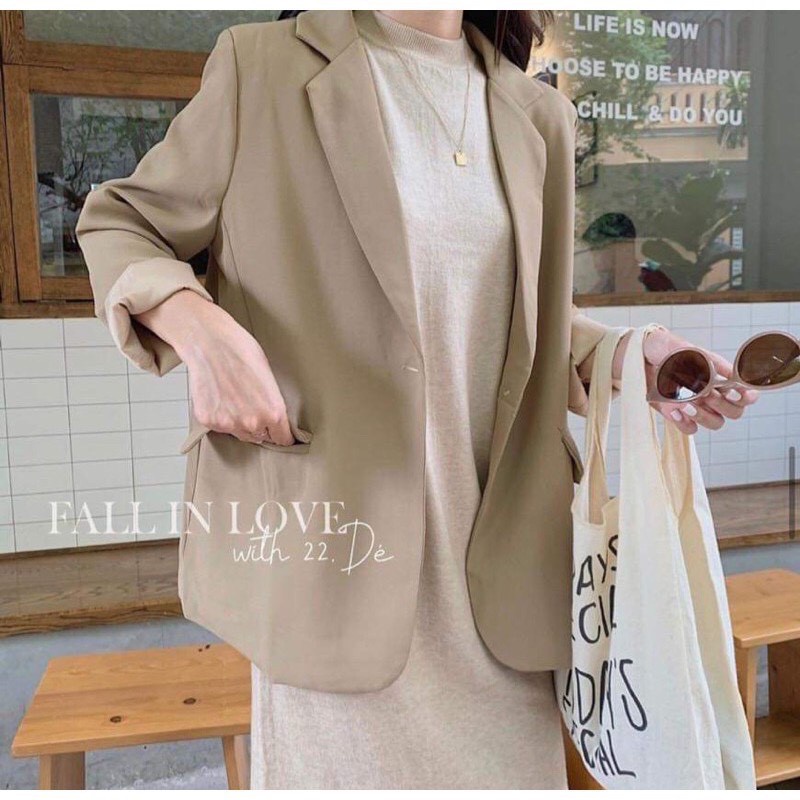 Áo blazer đen trơn 2 lớp túi nắp dáng rộng