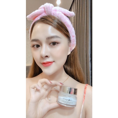 KEM FACE NHAU THAI CỪU NHẬT BẢN TẶNG KÈM TONNER VÀ MÁY MASSAGE