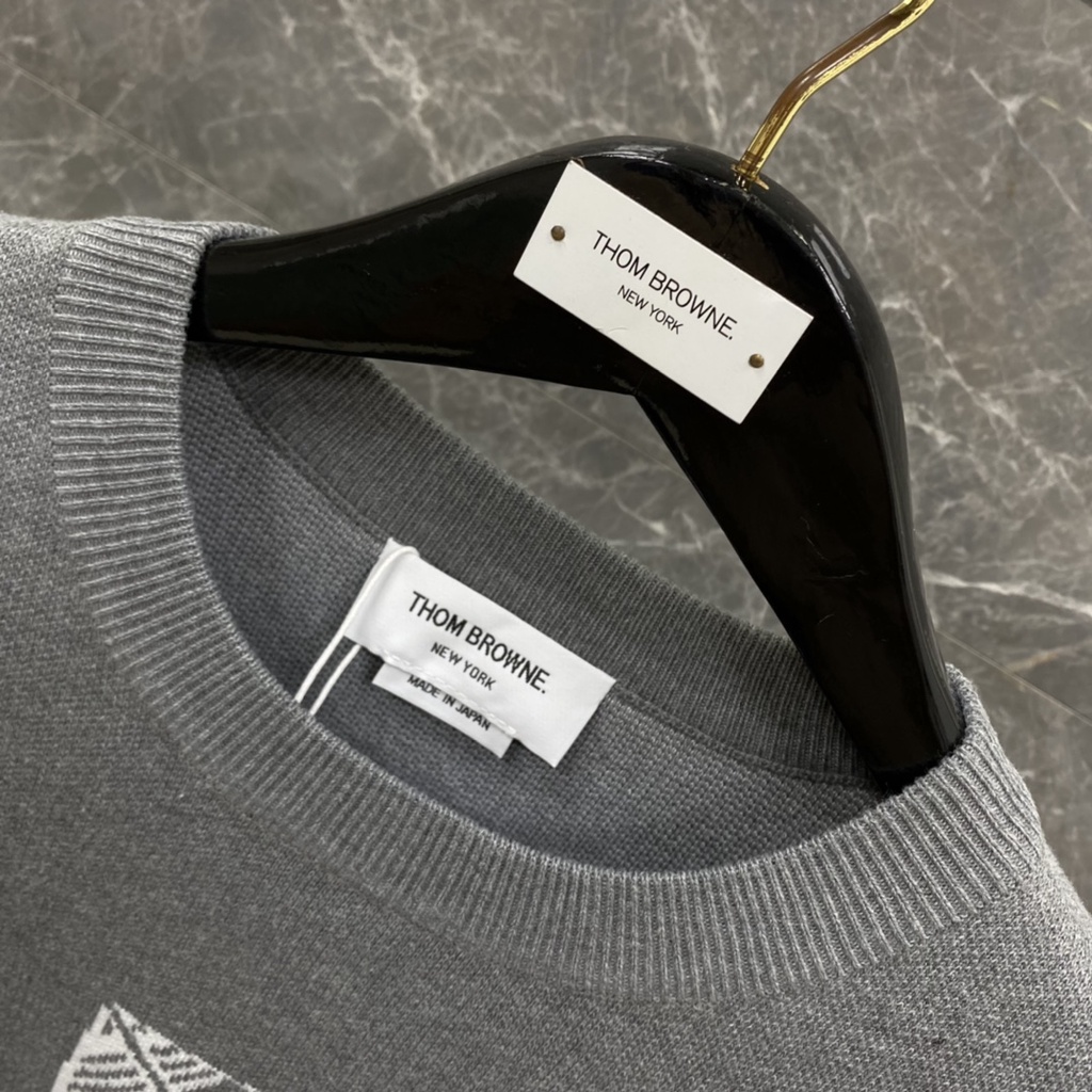 Áo len cổ tròn dài tay thời trang cao cấp Thom Browne phong cách thanh lịch, basic