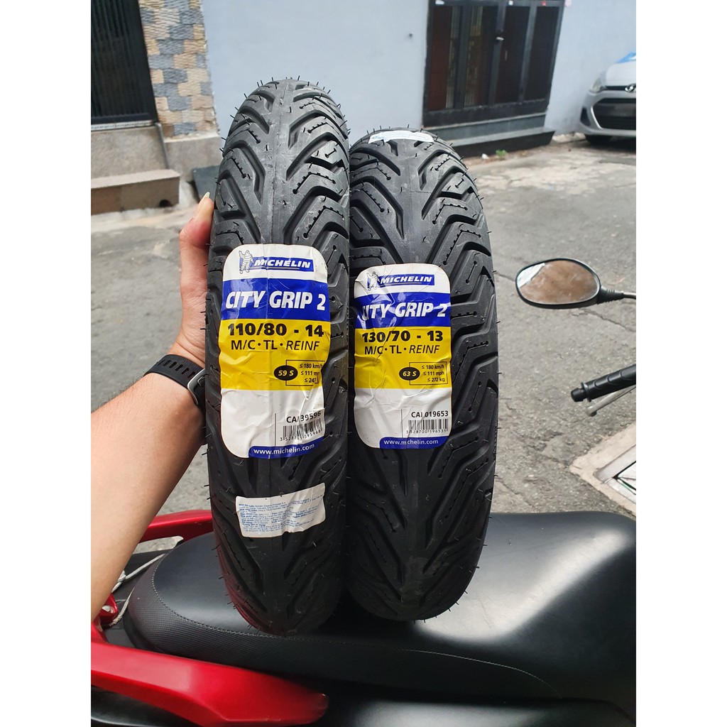 Vỏ lốp xe Michelin City Grip 2 hàng Châu Âu cho Honda ADV 150, 110/80-14 & 130/70-13, vỏ ko ruột - giá 1 cặp