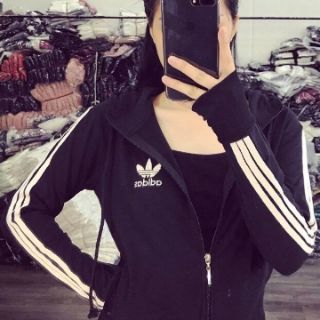 Áo khoác adidas
