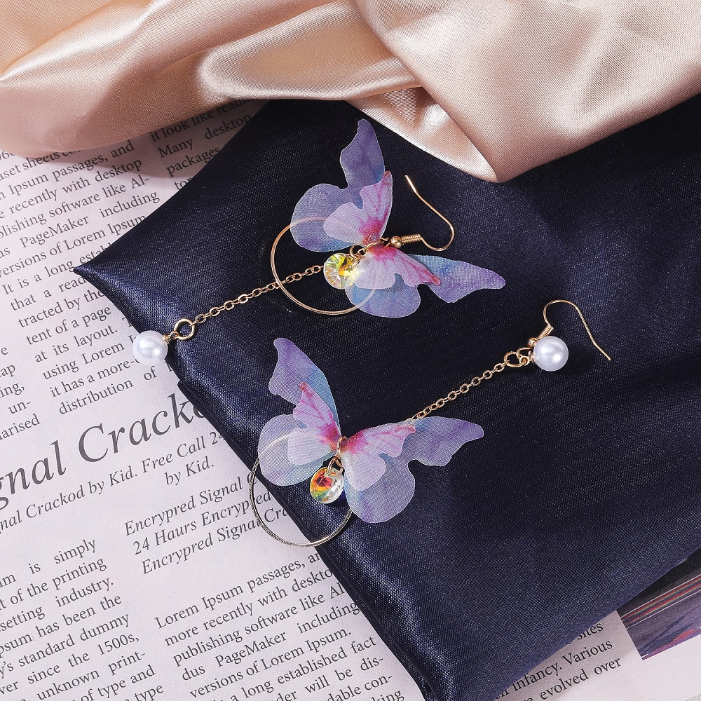 Khuyên Tai Vòng Lớn Hình Bướm Phóng Khoáng Cá Tính Mới Cho Nữ