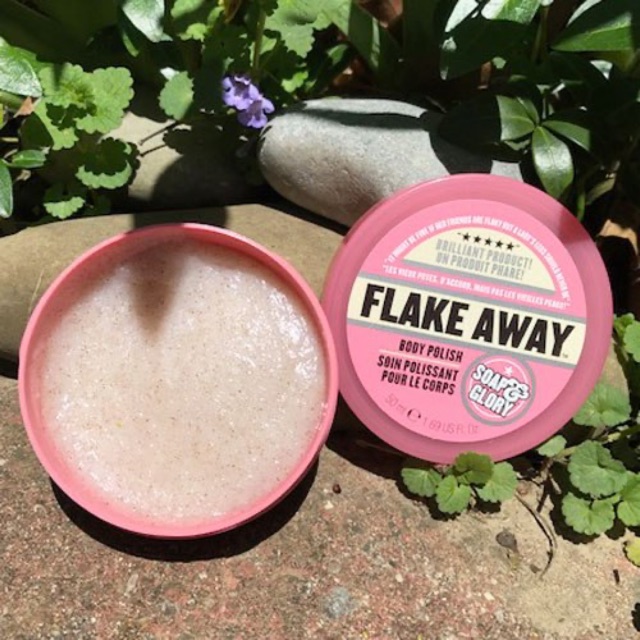 (BILL UK) Tẩy tế bào chết cơ thể Soap and Glory Flake Away (300ml)