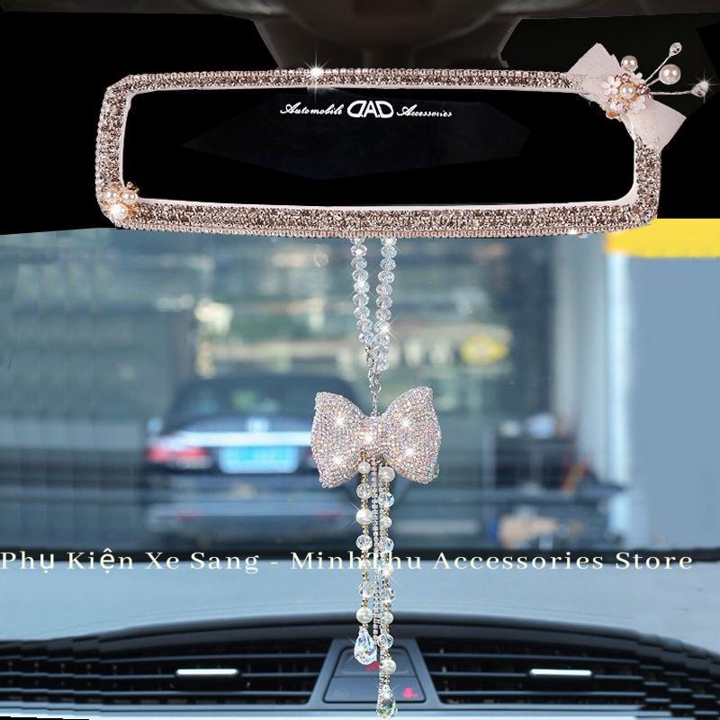 Gương Chiếu Hậu Xe Hơi Đính Đá Hoa Chanel Dây Treo Đính Đá Cao Cấp