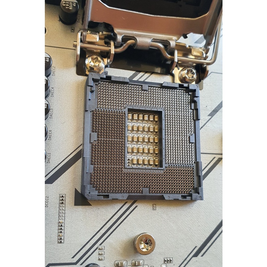 Bo Mạch Chủ Gigabyte Z270X-Desinare Artic