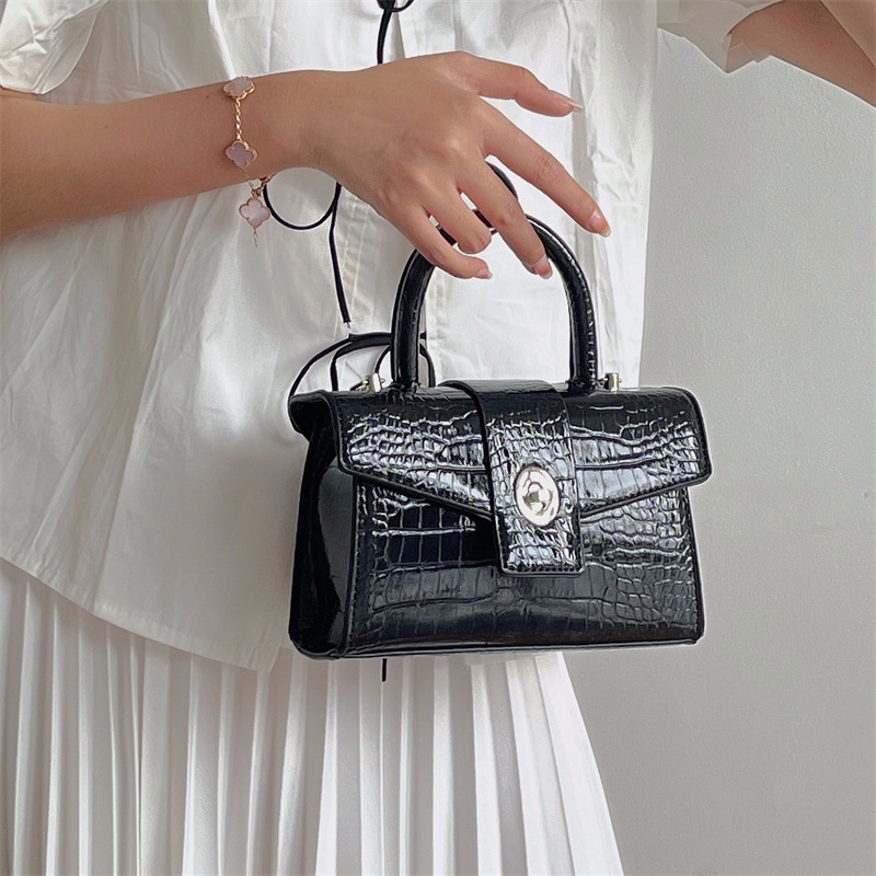 Túi Đeo Chéo Hình Vuông Nhỏ Vân Da Cá Sấu Có Khóa Thời Trang Cho Nữ