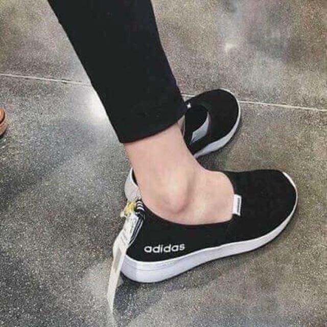 Giầy adidas