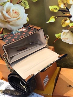 túi vuông LV hộp fullbox