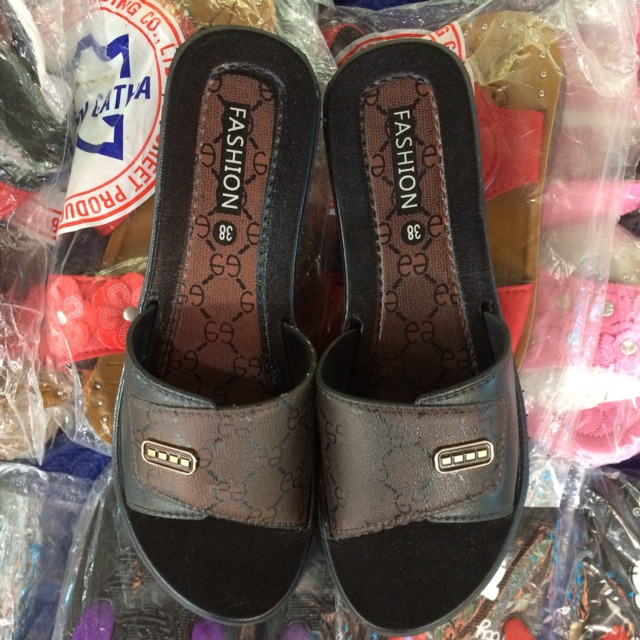 Dép nhựa nữ chất lượng(shop còn size 39)
