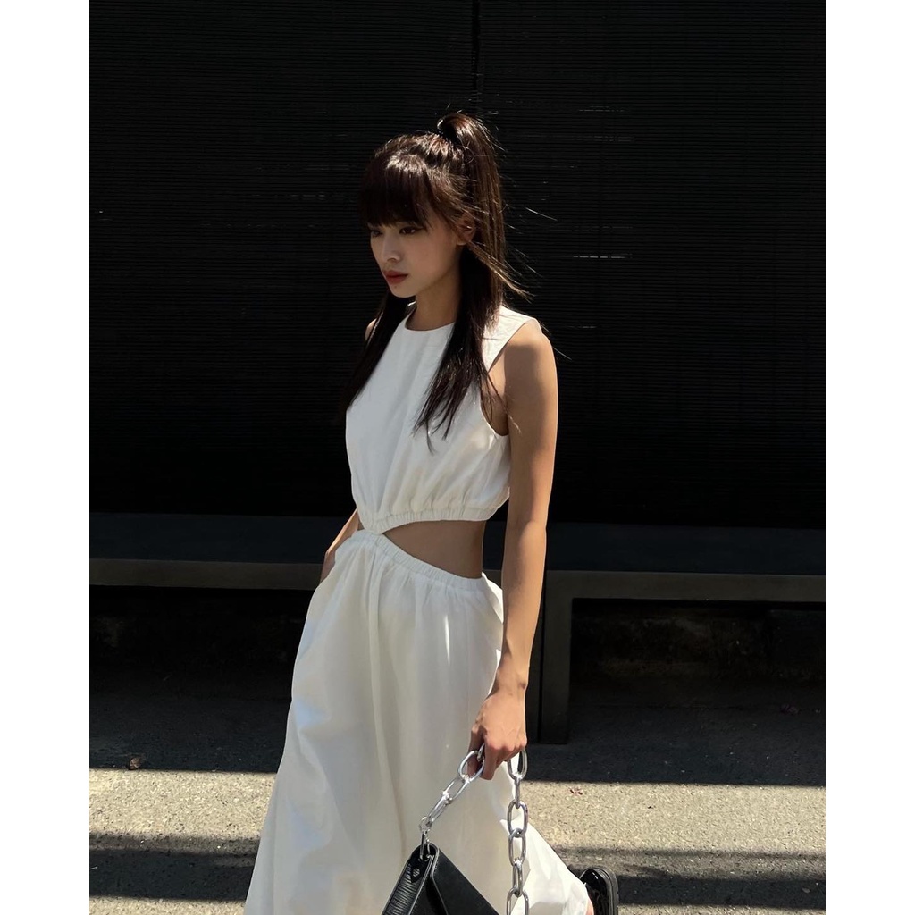 Đầm nữ dài màu trắng cut-out eo, là min - WHITE RUCHED MIDI DRESS