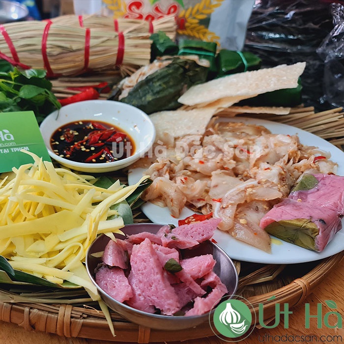 Nem Chua Chợ Huyện Bình Định Bịch 10 Cái Loại 1 Ngon Tuyệt Vời - Út Hà Đặc Sản