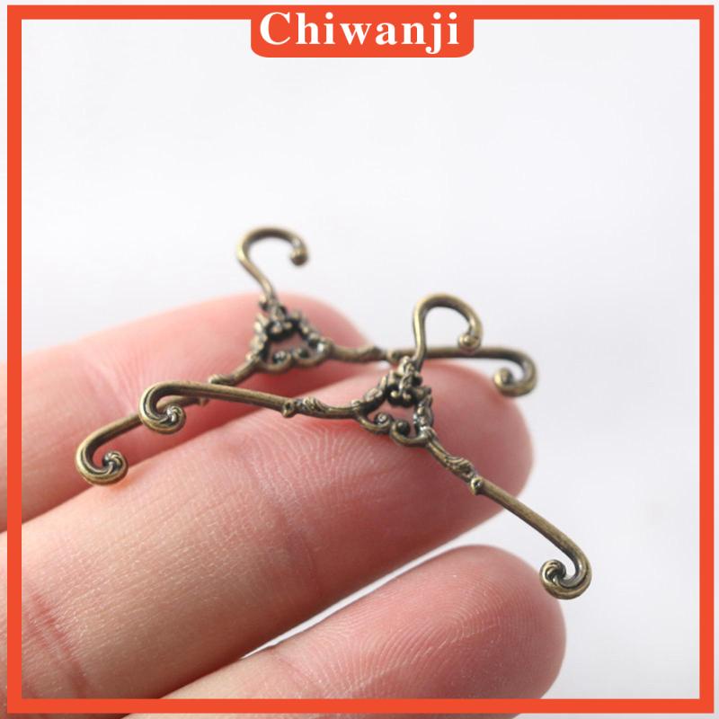 6 Móc Treo Đồ Tỉ Lệ 1 / 6 Cho Nhà Búp Bê