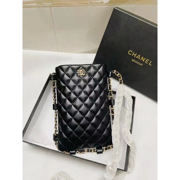 Sẵn hàng túi phone Chanel Vip gift chính hãng ( auth) size 15x20cm